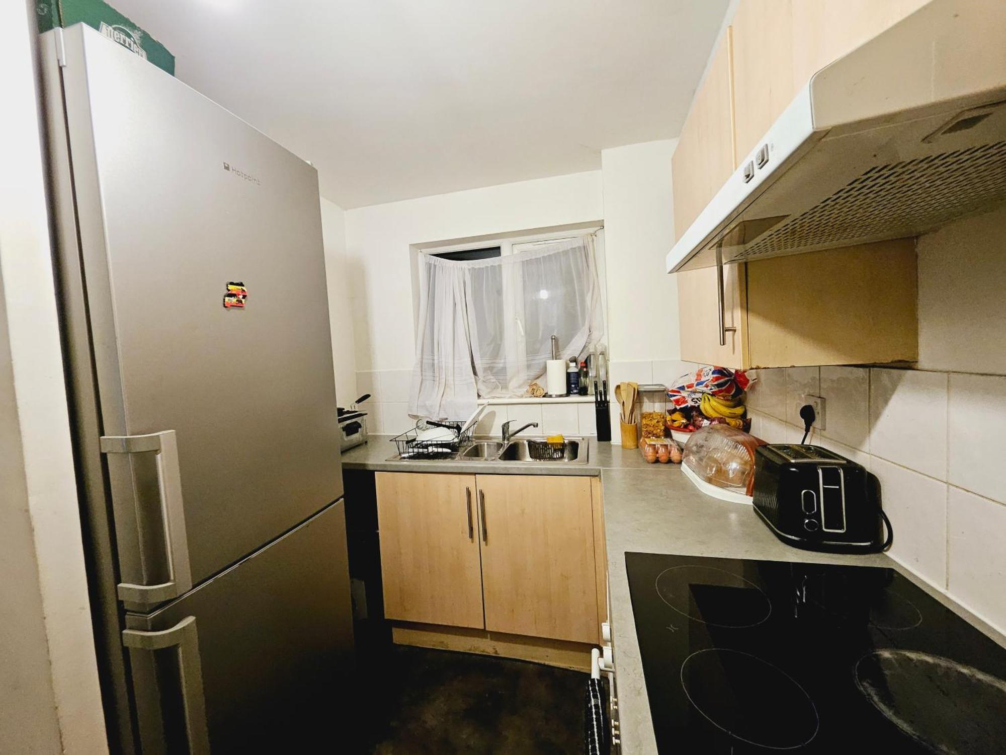 Lovely Fully Furnished One Bed Flat To Let เอนฟิลด์ ภายนอก รูปภาพ